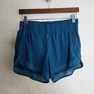 Athleta Mesh Racer Mid-Rise 4" Shorts Women's Size Small